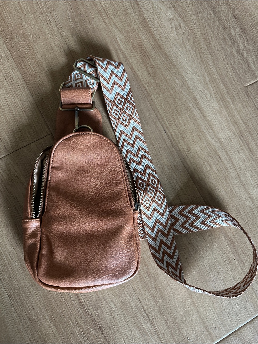 Urban Originals x Anthropologie vegan cognac tan Crossbody Sling Bag